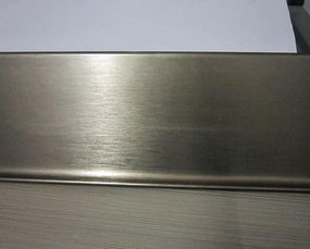 厂家大量现货供应 高品质铝合金踢脚线，打造居家与商业空间的精致收边